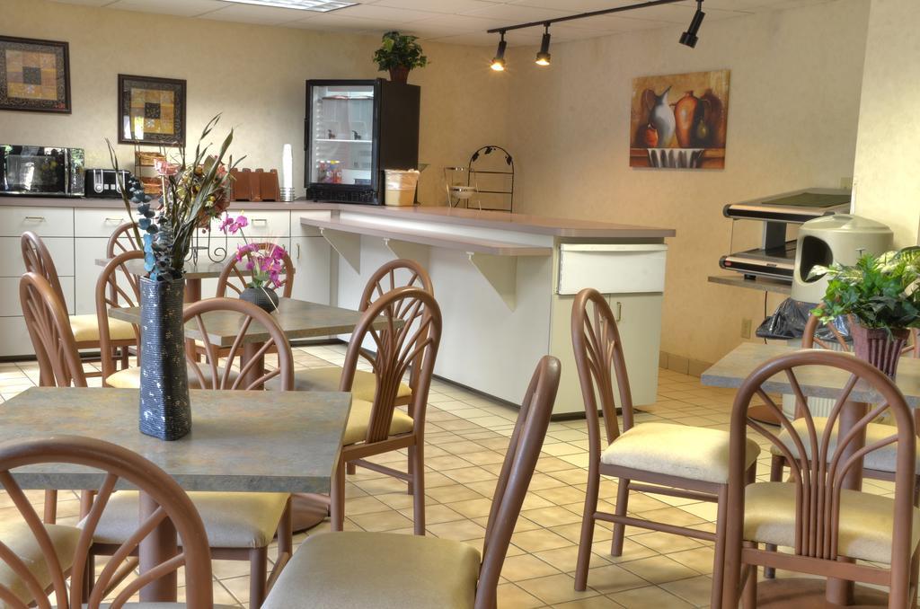 Smoky Mountain Inn & Suites Cherokee Ngoại thất bức ảnh