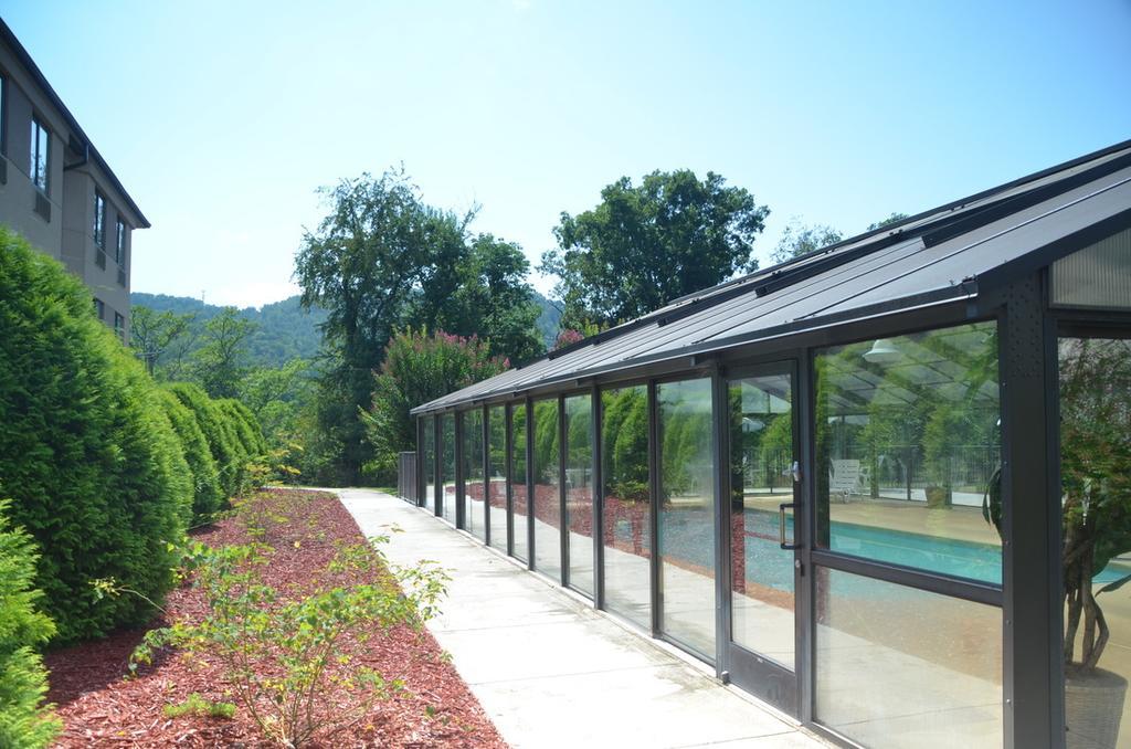Smoky Mountain Inn & Suites Cherokee Ngoại thất bức ảnh