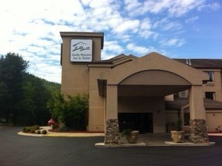 Smoky Mountain Inn & Suites Cherokee Ngoại thất bức ảnh
