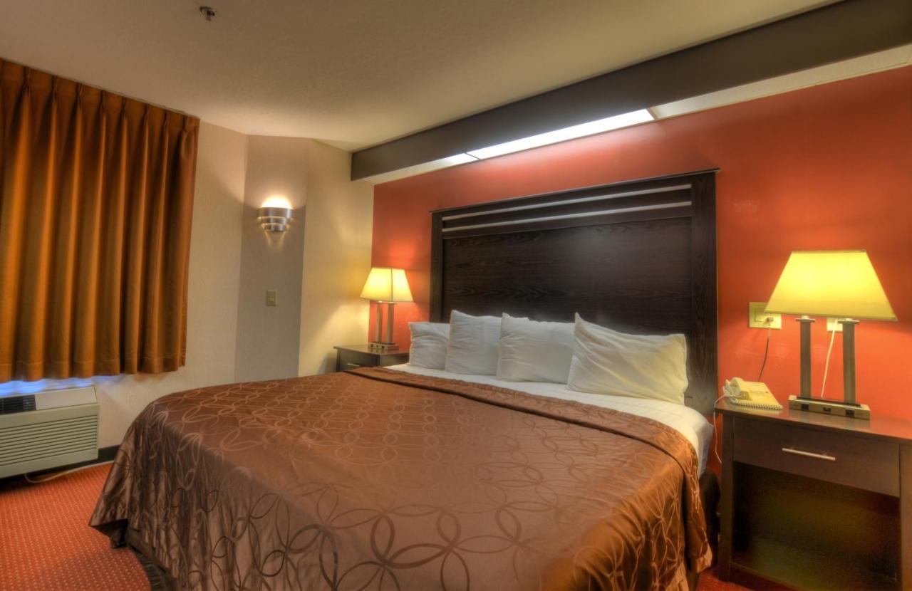 Smoky Mountain Inn & Suites Cherokee Ngoại thất bức ảnh